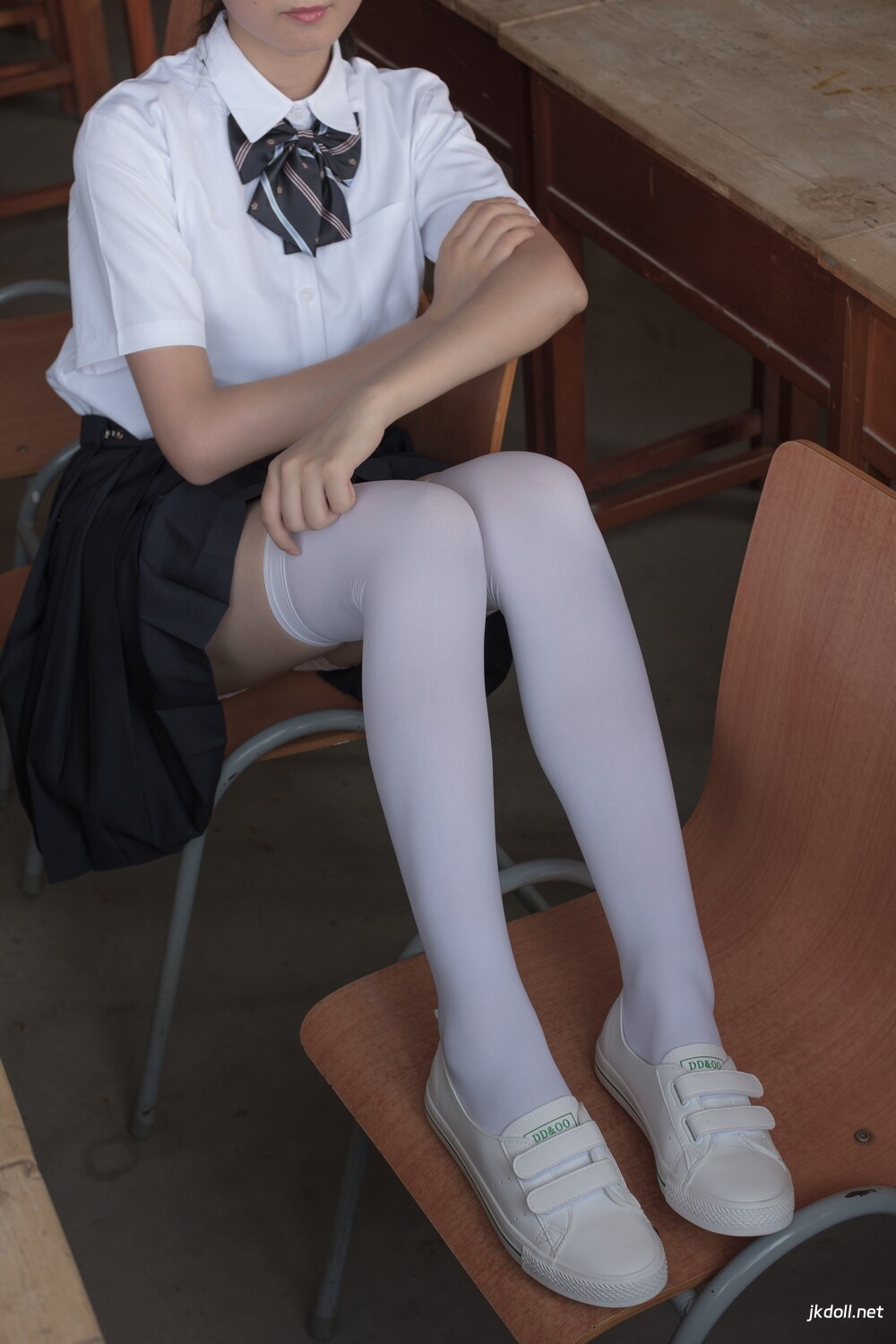 图片[1]-森萝财团 BETA-022 教室里的JK白丝少女 [66P-638MB]-JKDOLL